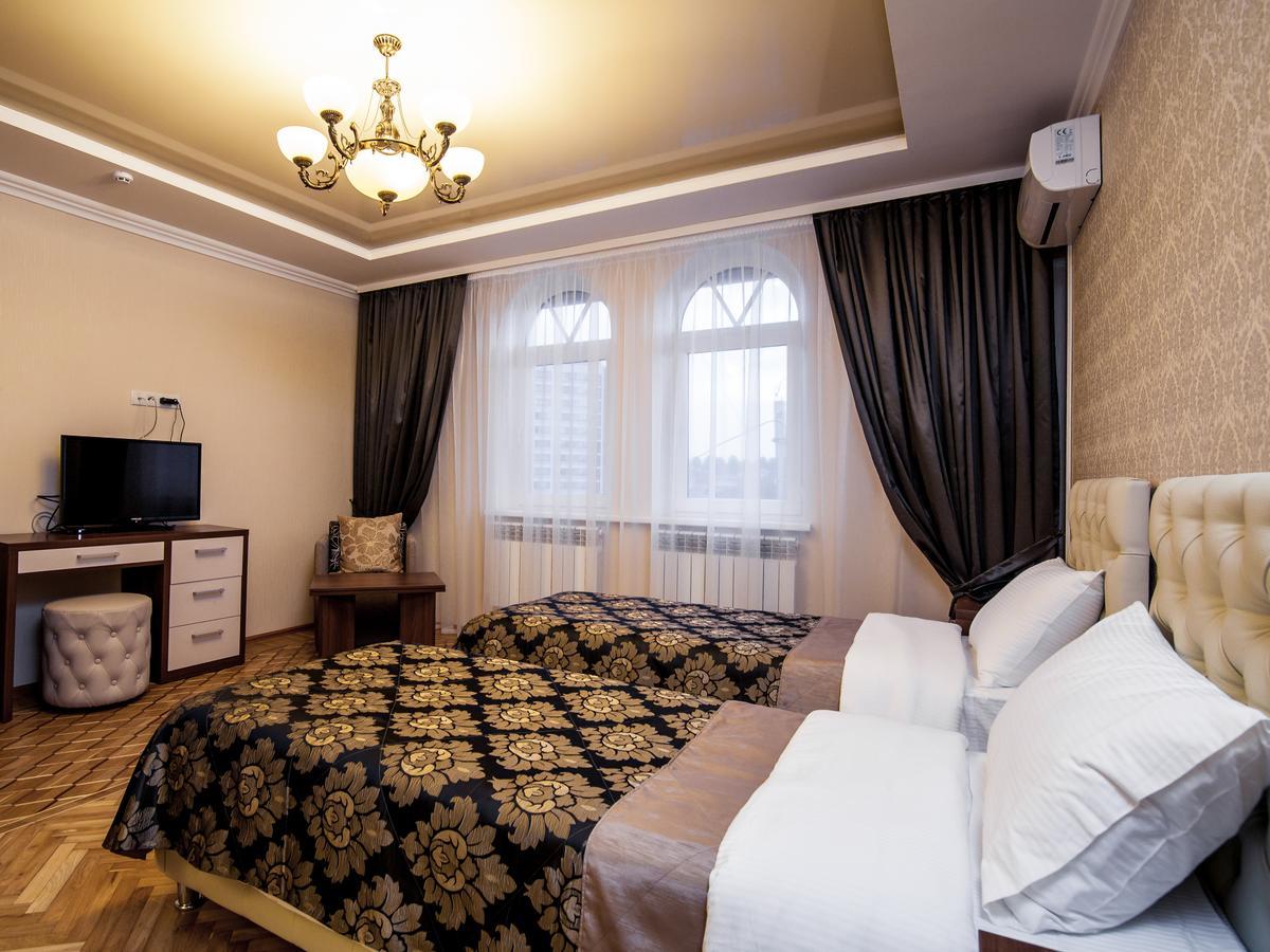 Stil 3 Hotel Kişinev Oda fotoğraf